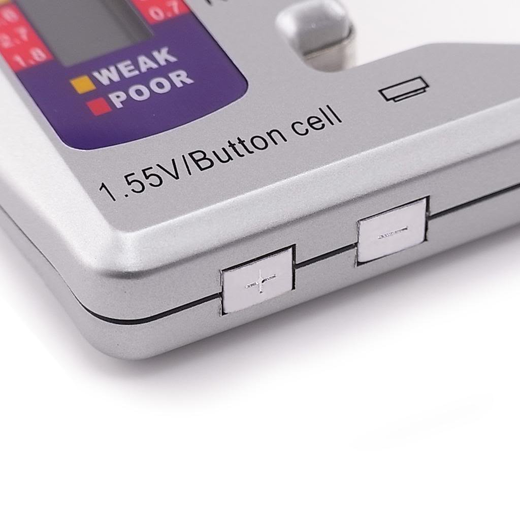 Universell Batteritestare för AA/AAA/9V/C/D – Kontrollera batteristatus på sekunder