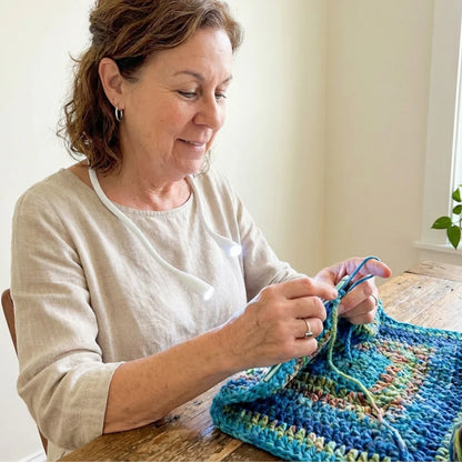 Nacklampa LED för Stickning & Läsning – Handsfree Ljus för Hantverk